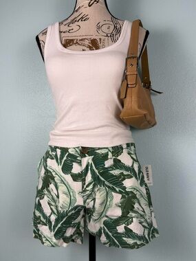 NWT Old Navy Green Tropical All Over Print Linen Viscose Blend Shorts Size XS